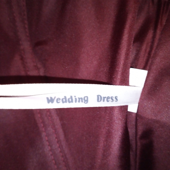 Maroon DRESS - Picture 3 of 4